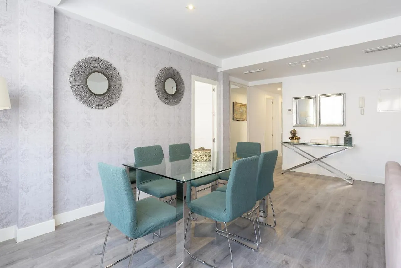 Soho Premium 4 Bedrooms Apartment Málaga